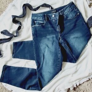 Tahari Jeans